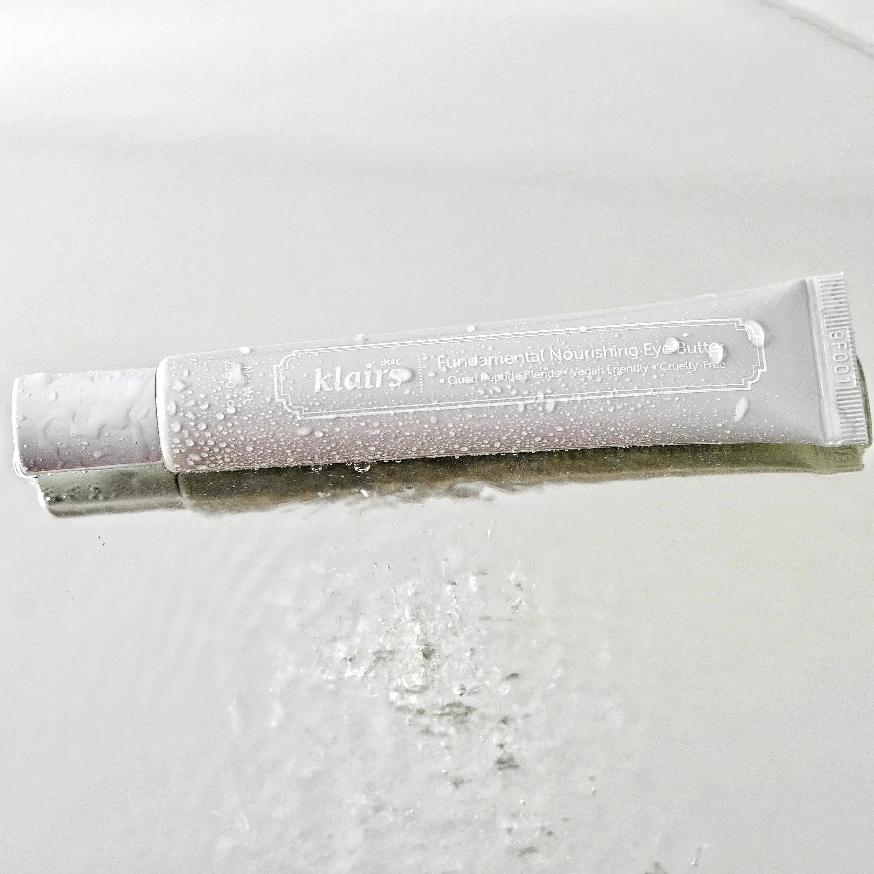 Īpaši barojošs krēms ādai ap acīm Dear Klairs Fundamental Nourishing Eye Butter