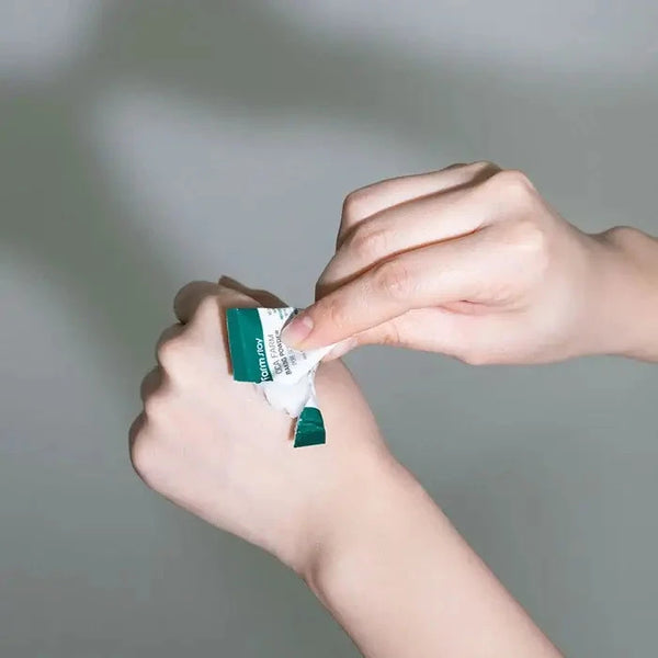 Sejas skrubis ar Gota kolu FarmStay Cica Farm Baking Powder Pore Scrub