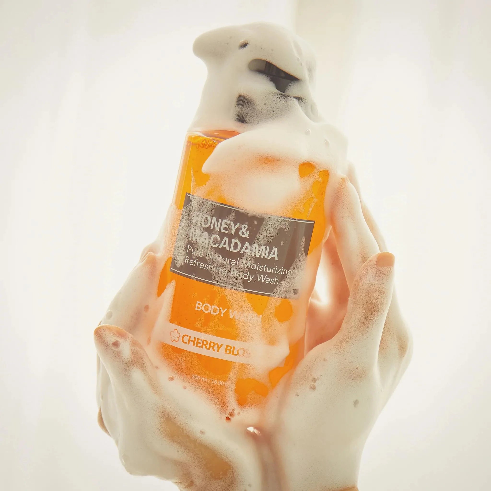 Kundal Honey & Macadamia Pure Body Wash