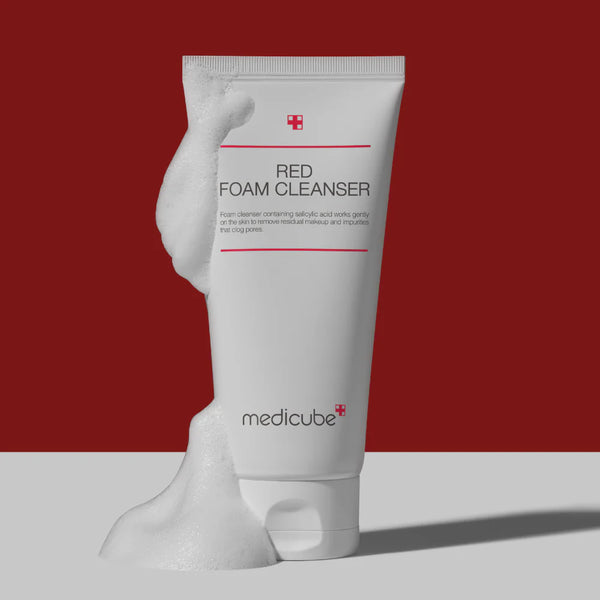 Attīrošās putas sejas ādai Medicube Red Foam Cleanser