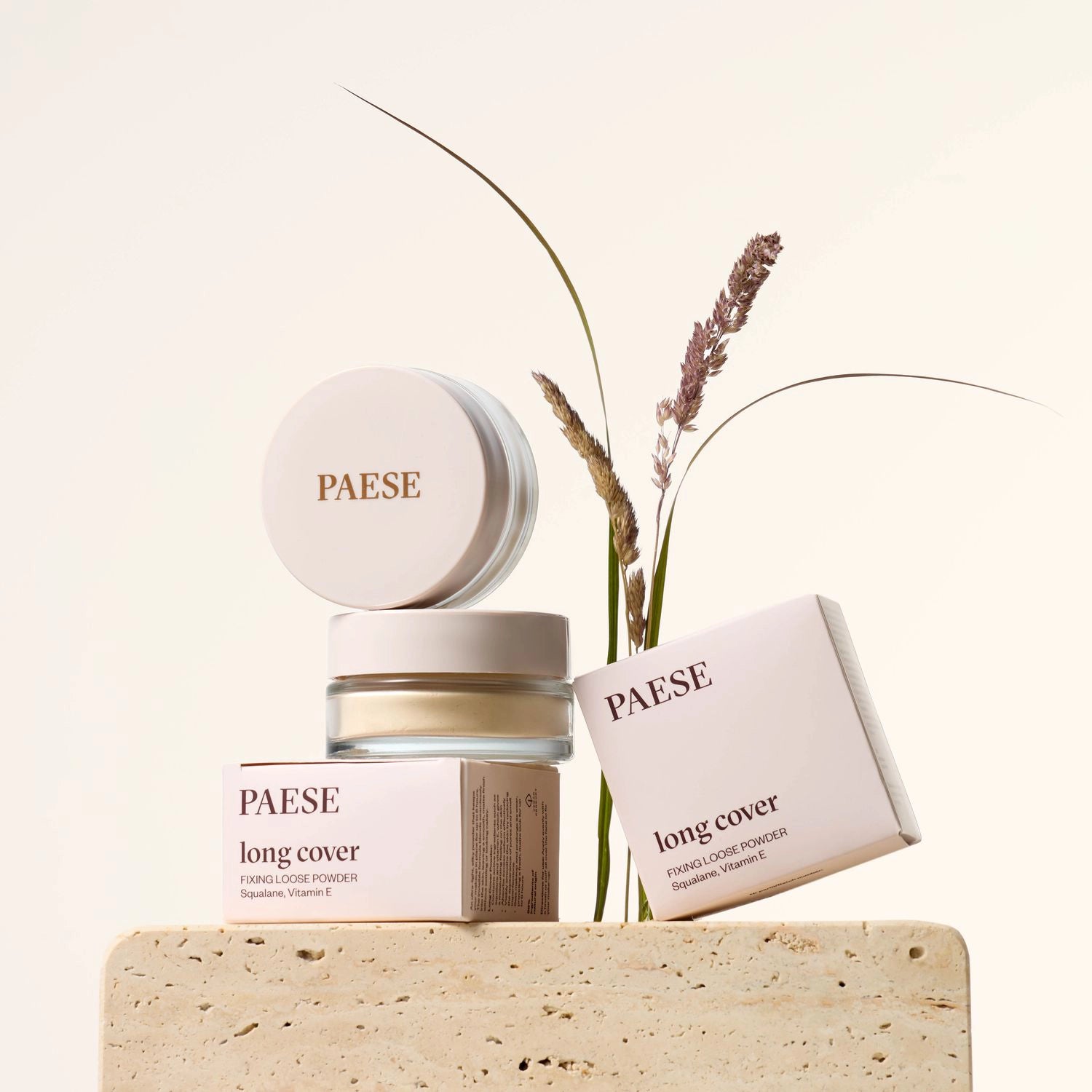 Paese Long Cover PowderKevyt kiinnityspuuteri Paese Long Cover Powder