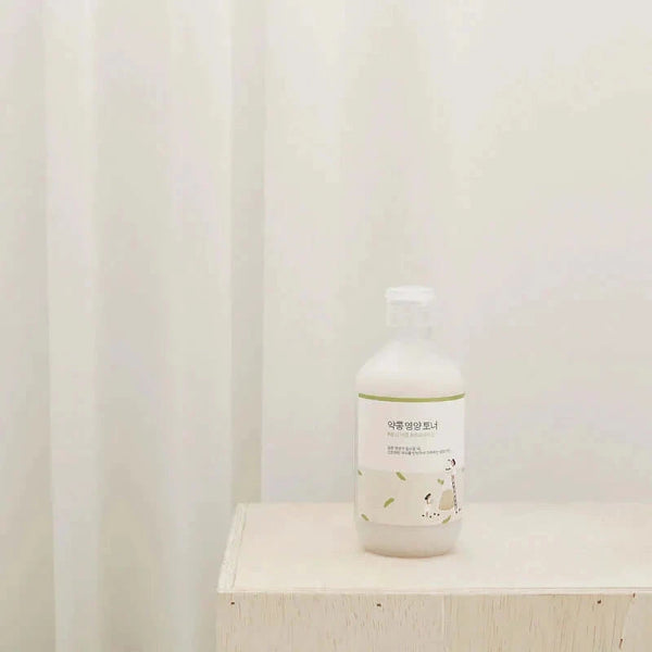Barojošs toniks ar soju Round Lab Soybean Nourishing Toner