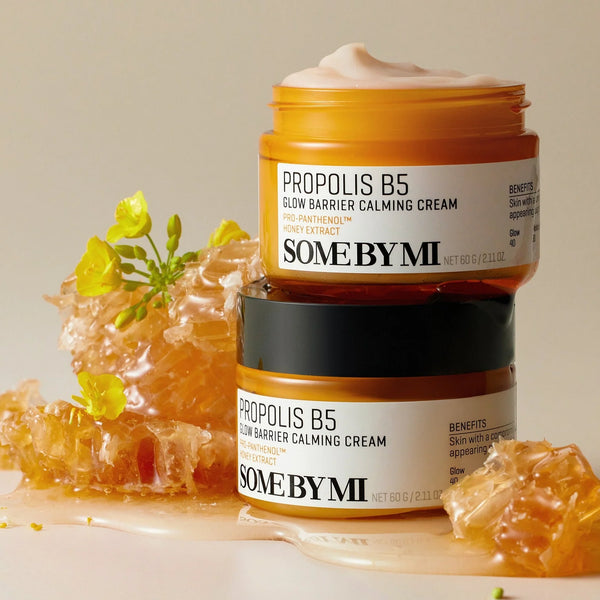 Nomierinošs krēms mirdzuma piešķiršanai ar propolisu Some By Mi Propolis B5 Glow Barrier Calming Cream