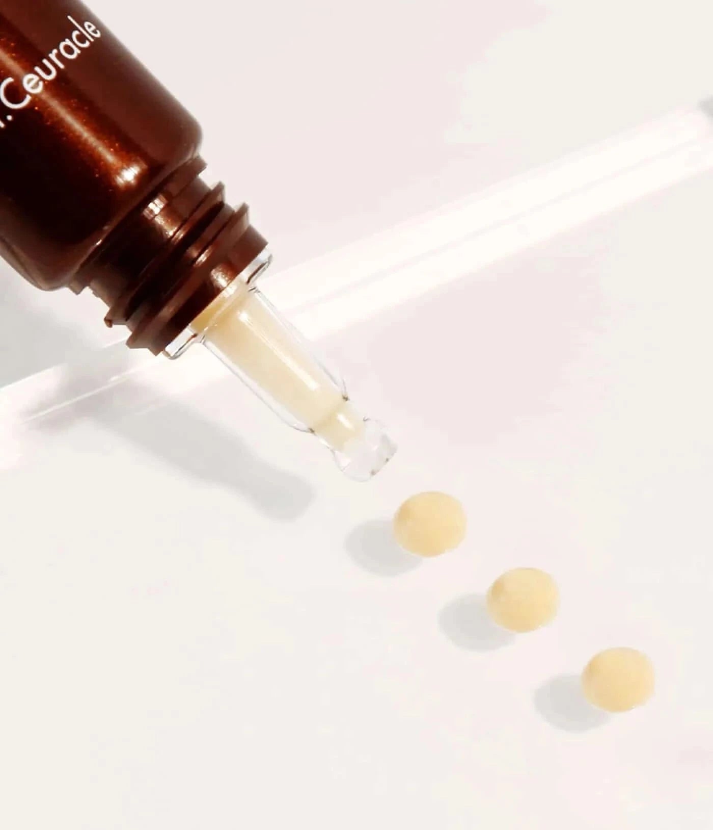 Koncentrēts balinošs krēms ar C vitamīna kompleksu Dr.Ceuracle Pure VC Mellight Cream