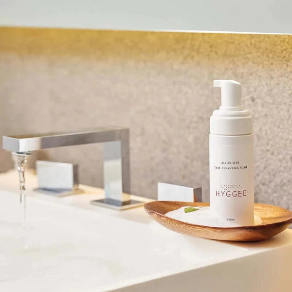 Universālas putiņas sejas mazgāšanai ar bērzu sulu HYGGEE All-In-One Care Cleansing Foam