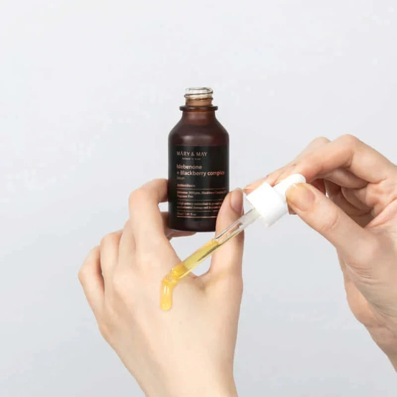 Antioksidantu serums ar ogu kompleksu Mary&May Idebenone + Blackberry Complex Serum