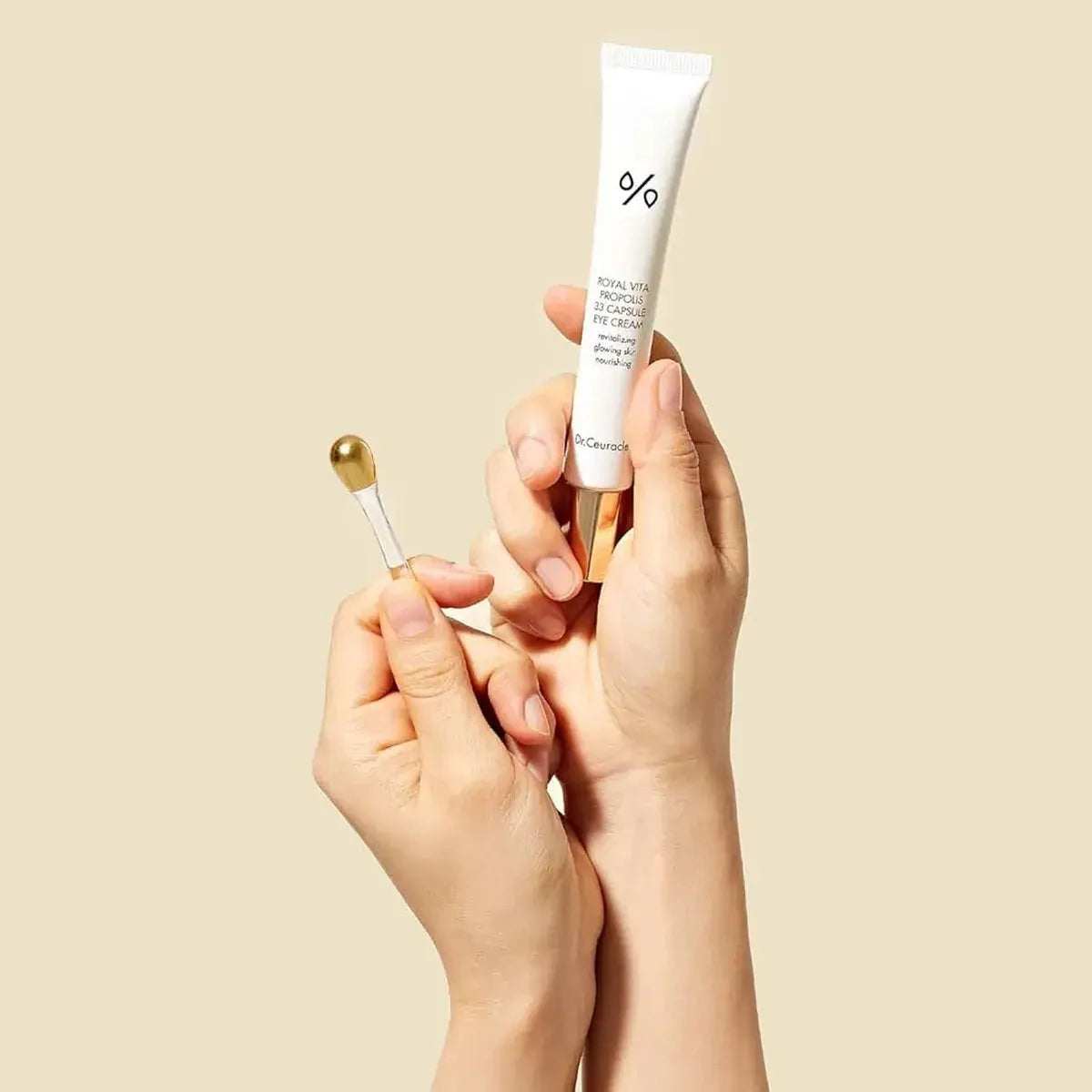 Krēms ādai ap acīm ar propolisa ekstraktu Dr.Ceuracle Royal Vita Propolis 33 Capsule Eye Cream