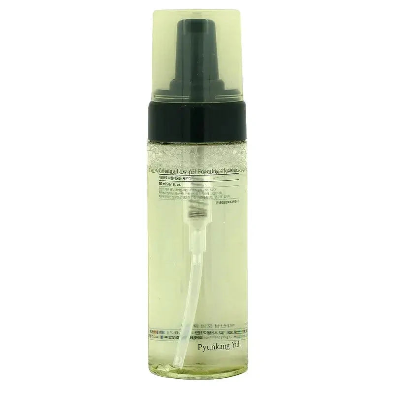 Viegli skābs nomierinošs putu tīrīšanas līdzeklis Pyunkang Yul Calming Low pH Foaming Cleanser